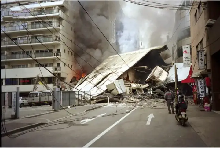 10 effects of earthquakes, image showing fire outbreak.